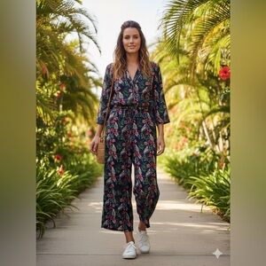 Boden Jumpsuit V-Neck Tropical Birds Drawstring Wide Leg Cropped Relaxed 8P